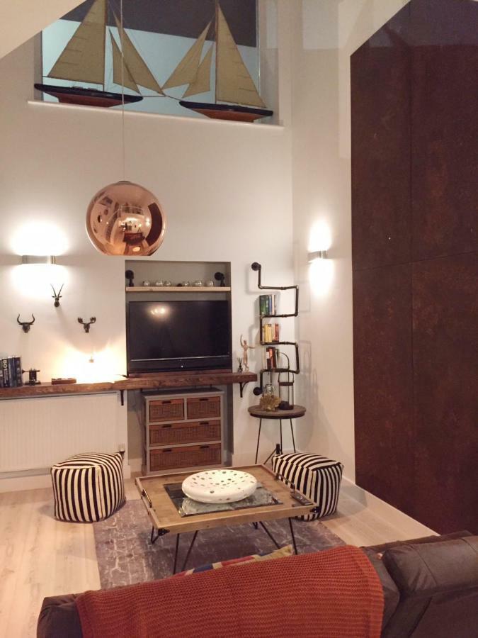 Spacious 1 Bedroom Split Level Old Pub Conversion Tower Bridge London Exterior foto